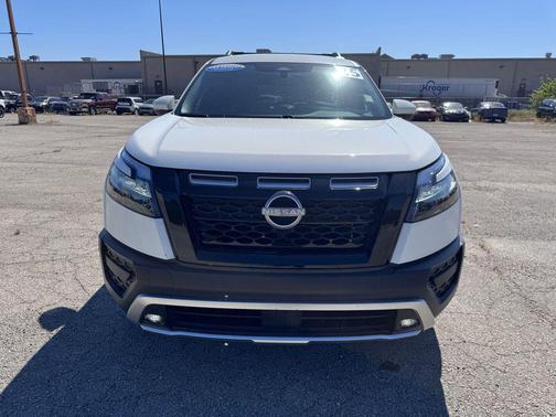 Glacier White 2025 Nissan Pathfinder Rock Creek 4WD
