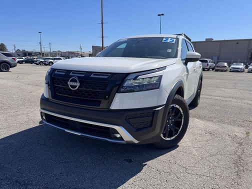 Glacier White 2025 Nissan Pathfinder Rock Creek 4WD