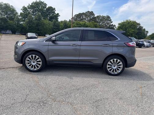 CARBONIZED GRAY 2022 Ford Edge Titanium