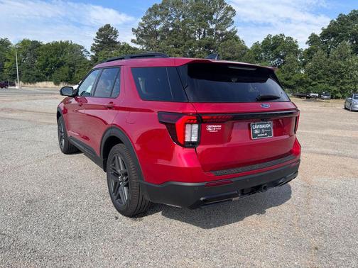 RAPID RED MET TINTED CC 2026 Ford Explorer ST-Line