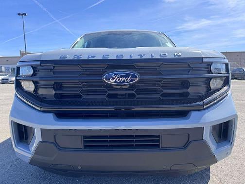 GLACIER GRAY MET TRI-COAT 2026 Ford Expedition Max Active 4x4