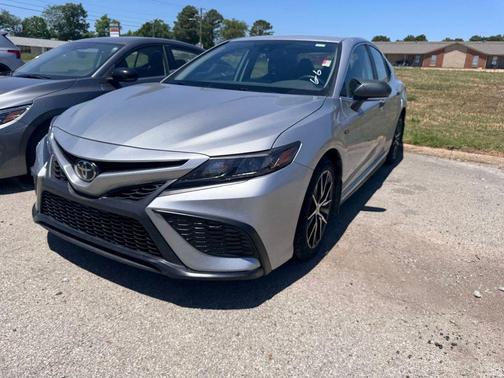 Celestial Silver Metallic 2024 Toyota Camry SE