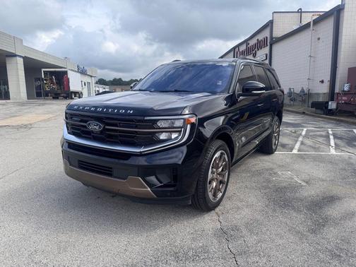 AGATE BLACK METALLIC 2025 Ford Expedition King Ranch