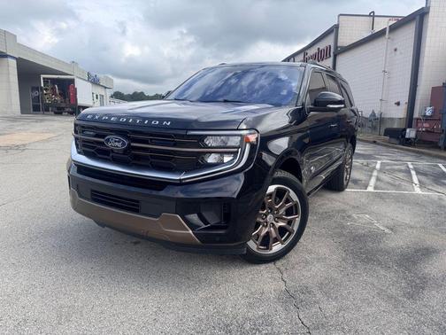 AGATE BLACK METALLIC 2025 Ford Expedition King Ranch