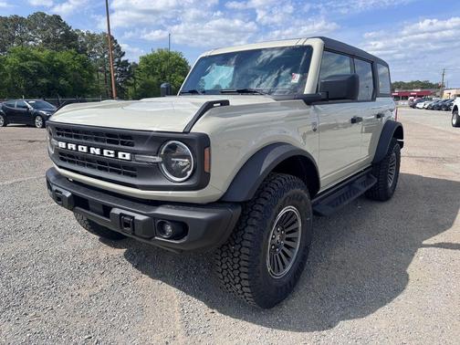 Desert Sand 2026 Ford Bronco Big Bend