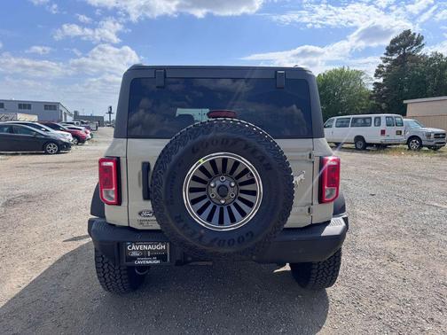 Desert Sand 2026 Ford Bronco Big Bend
