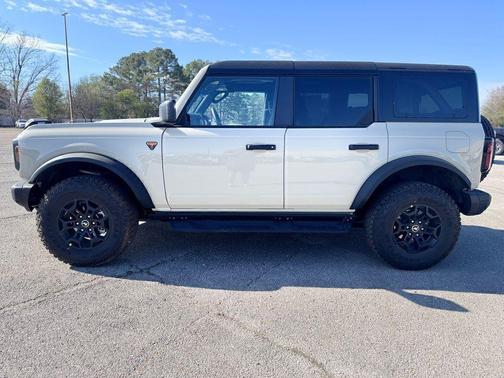 DESERT SAND 2026 Ford Bronco Badlands