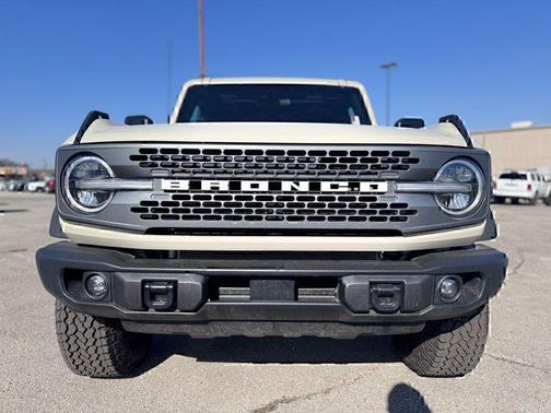 DESERT SAND 2026 Ford Bronco Badlands