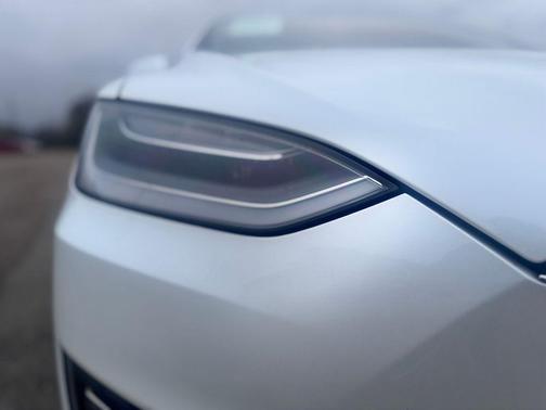 2020 Tesla Model X Long Range Dual Motor All-Wheel Drive