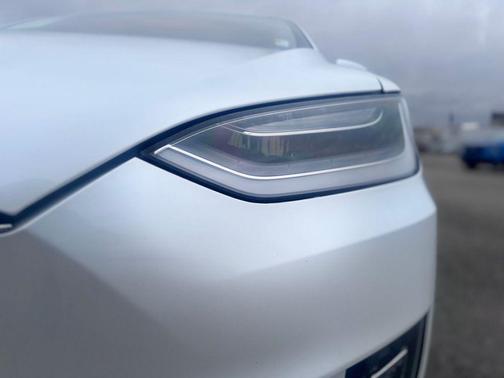 2020 Tesla Model X Long Range Dual Motor All-Wheel Drive