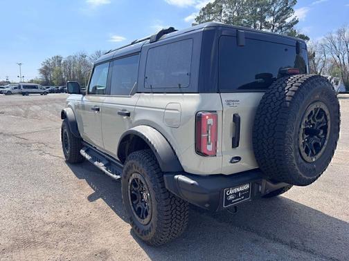 DESERT SAND 2025 Ford Bronco Badlands