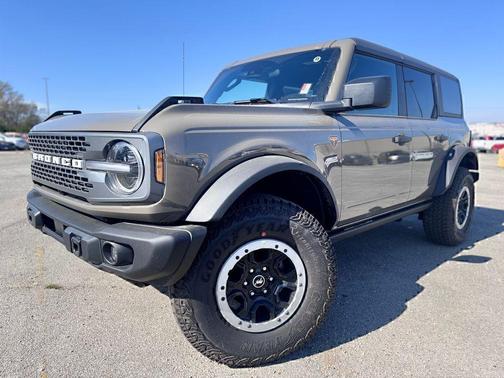 MARSH GRAY 2026 Ford Bronco Badlands