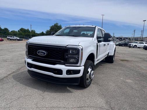 OXFORD WHITE 2026 Ford F-350 XL