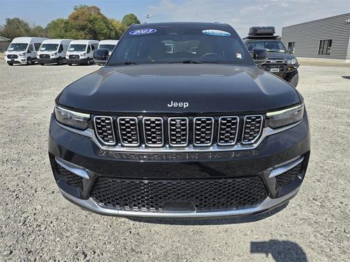 2023 Jeep Grand Cherokee Summit
