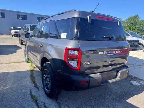 CARBONIZED GRAY METALLIC 2026 Ford Bronco Sport Big Bend