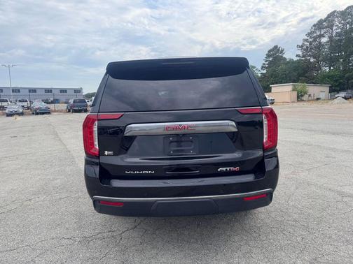 Onyx Black 2021 GMC Yukon XL 4WD AT4