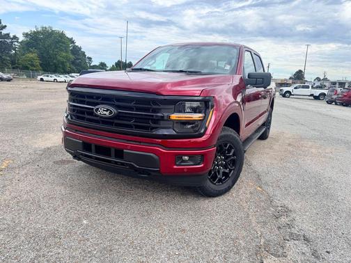 RUBY RED METALLIC TINTED CC 2026 Ford F-150 XLT Truck