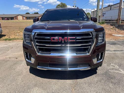 Redwood Metallic 2023 GMC Yukon SLT