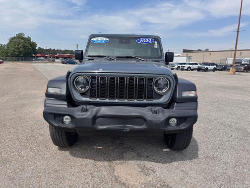 Anvil Clear Coat 2024 Jeep Wrangler Sport S