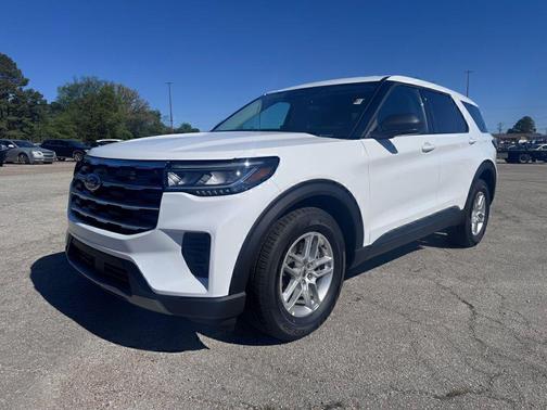 Oxford White 2026 Ford Explorer Active