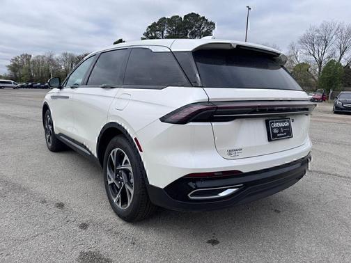 WHITE PLATINUM MET 3C 2026 Lincoln Nautilus Premiere