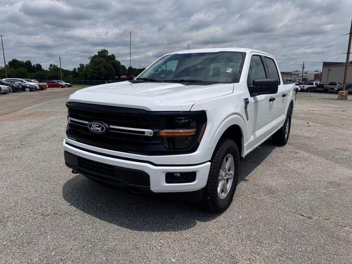 Oxford White 2026 Ford F-150 XLT