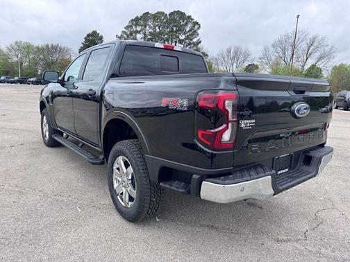 SHADOW BLACK 2025 Ford Ranger XLT