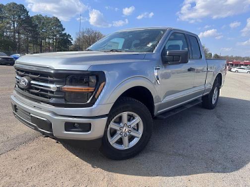 ICONIC SILVER METALLIC 2026 Ford F-150 XLT