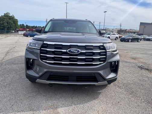 CARBONIZED GRAY METALLIC 2026 Ford Explorer Active