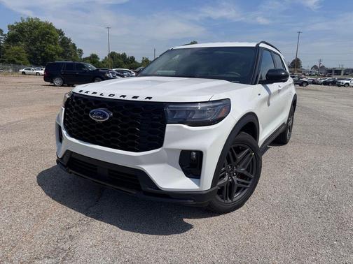 STAR WHITE MET TRI-COAT 2026 Ford Explorer ST-Line