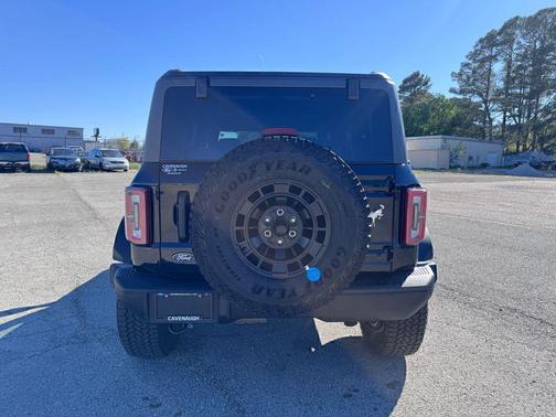 SHADOW BLACK 2026 Ford Bronco Badlands