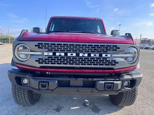 RUBY RED MET TNTD CLEARCOAT 2026 Ford Bronco Badlands