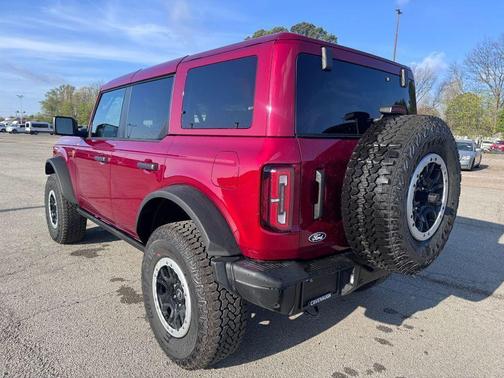 RUBY RED MET TNTD CLEARCOAT 2026 Ford Bronco Badlands