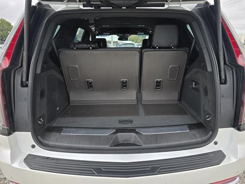 2024 Cadillac Escalade Luxury