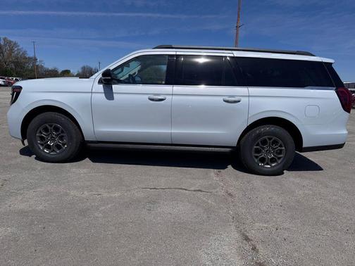 SPACE SILVER METALLIC 2026 Ford Expedition Max Active 4x4