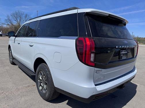 SPACE SILVER METALLIC 2026 Ford Expedition Max Active 4x4