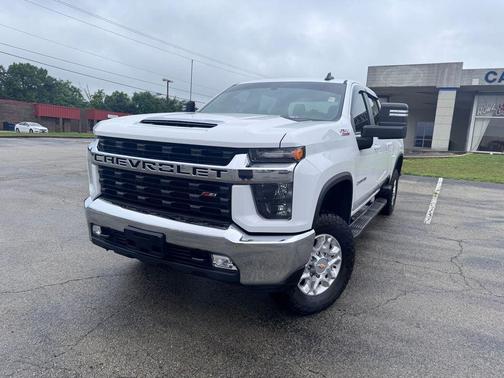 Summit White 2023 Chevrolet Silverado 2500 LT