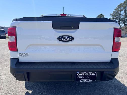 OXFORD WHITE 2026 Ford Maverick XL