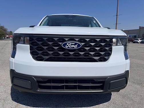 OXFORD WHITE 2026 Ford Maverick XL