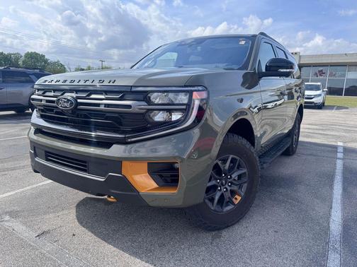 WILD GREEN 2025 Ford Expedition Tremor