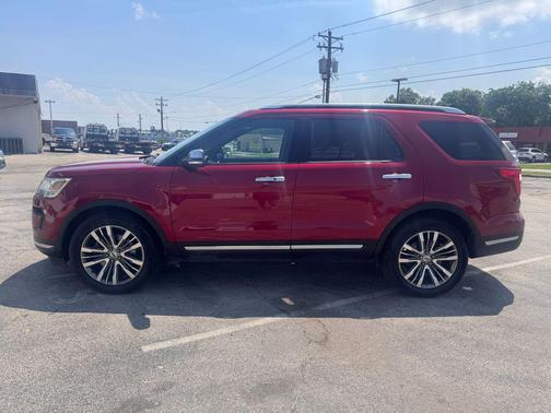 RUBY RED METALLIC TINTED CC 2019 Ford Explorer Platinum