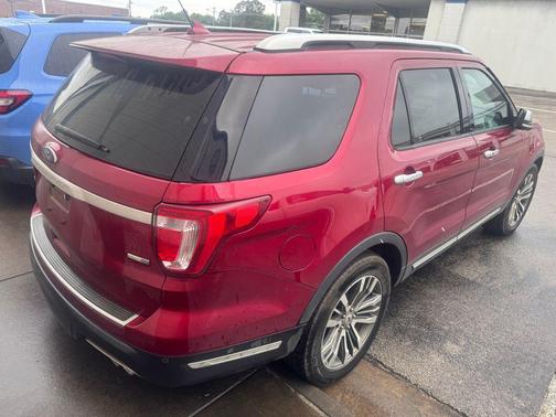 RUBY RED METALLIC TINTED CC 2019 Ford Explorer Platinum