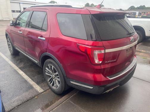RUBY RED METALLIC TINTED CC 2019 Ford Explorer Platinum