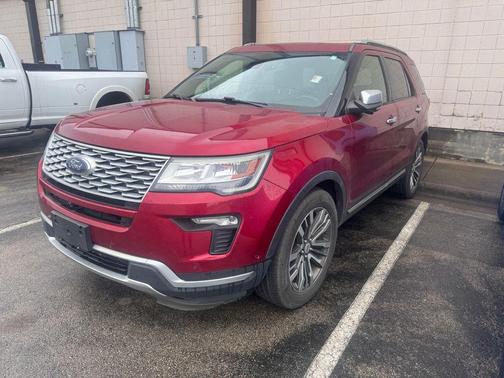RUBY RED METALLIC TINTED CC 2019 Ford Explorer Platinum