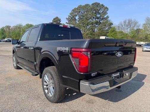 AGATE BLACK METALLIC 2026 Ford F-150 XLT