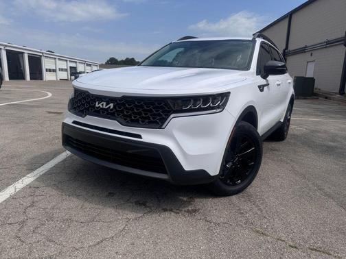 Glacial White Pearl 2023 Kia Sorento S