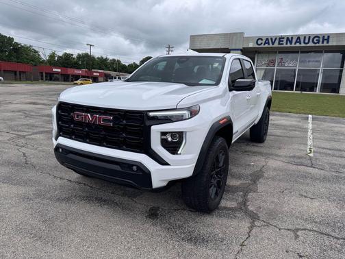 Summit White 2025 GMC Canyon Elevation
