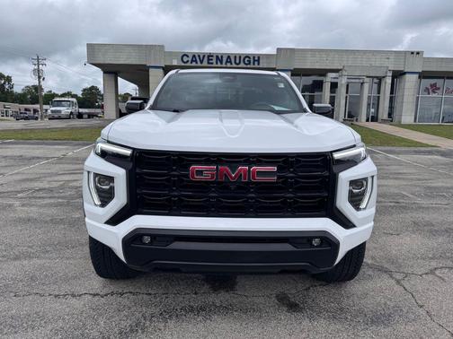 Summit White 2025 GMC Canyon Elevation