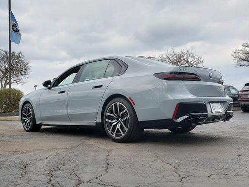 Brooklyn Grey Metallic 2025 BMW 760 xDrive