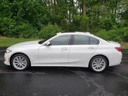 Alpine White 2024 BMW 330 xDrive